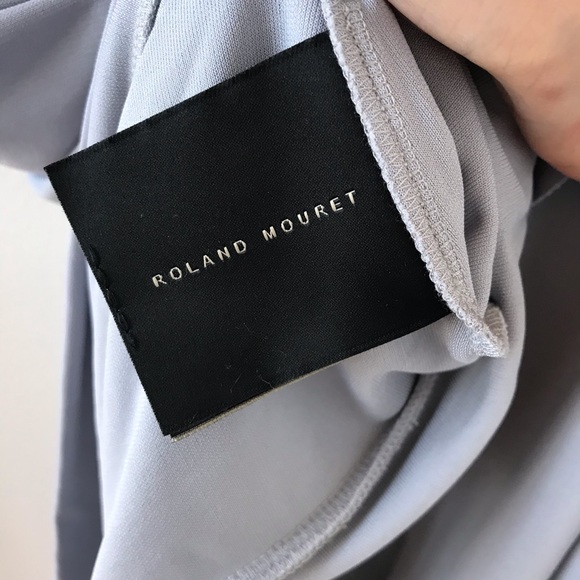 Roland Mouret pale blue long sleeved draped back top - Picture 15 of 16